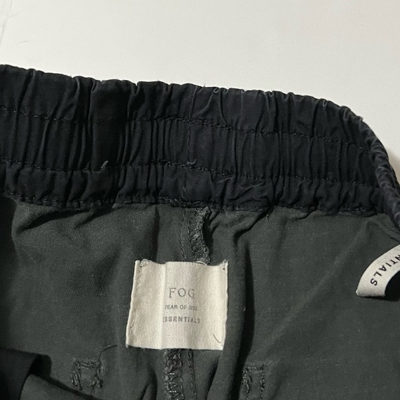Fear of God | Essentials Jogger Pants - Picture 4 of 6